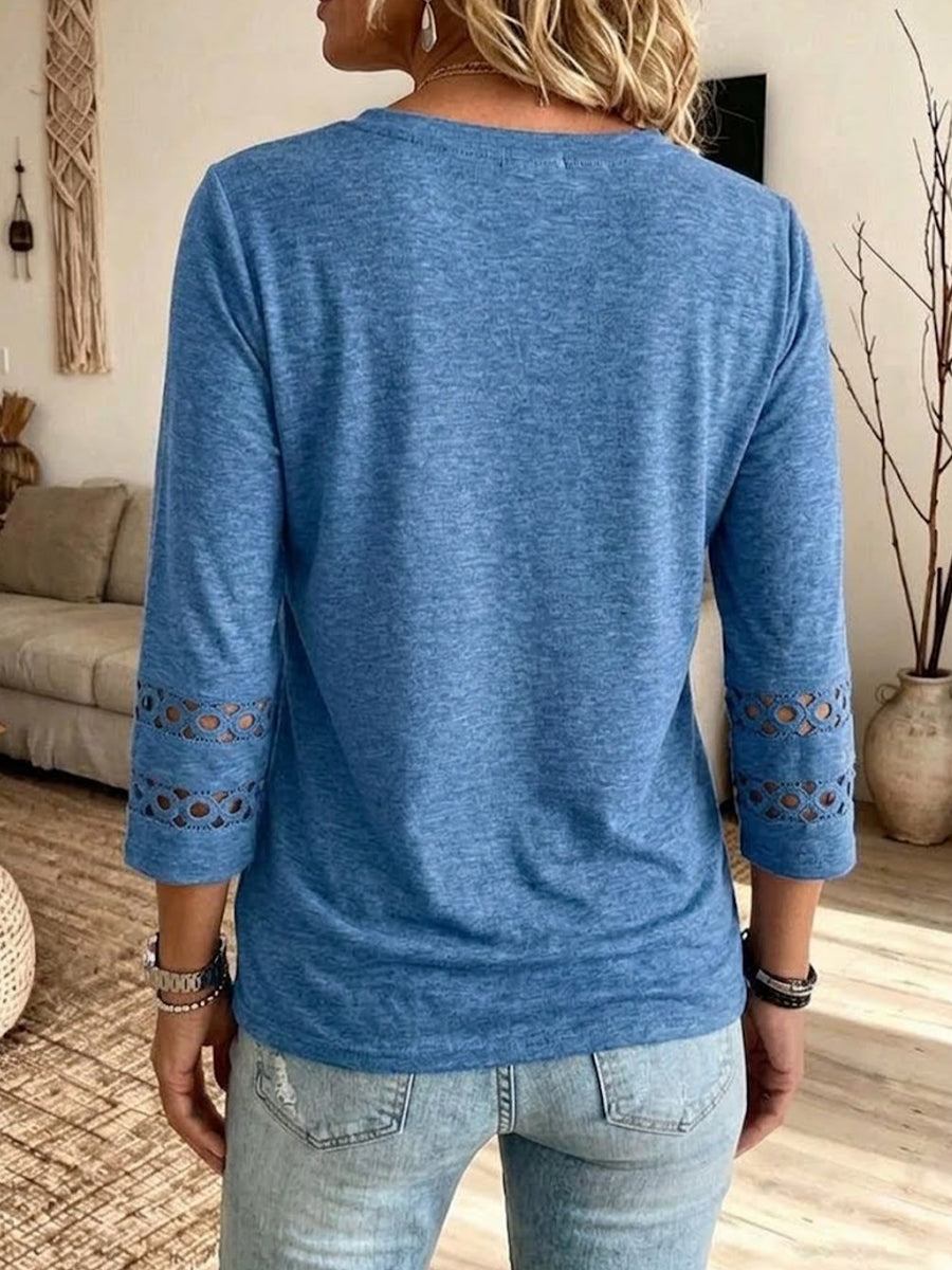 Loose-fit V-neck Cutout Top With Three-quarter Sleeves