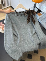 Chic Leopard-print Bow-accented Loose-fit Knit Top