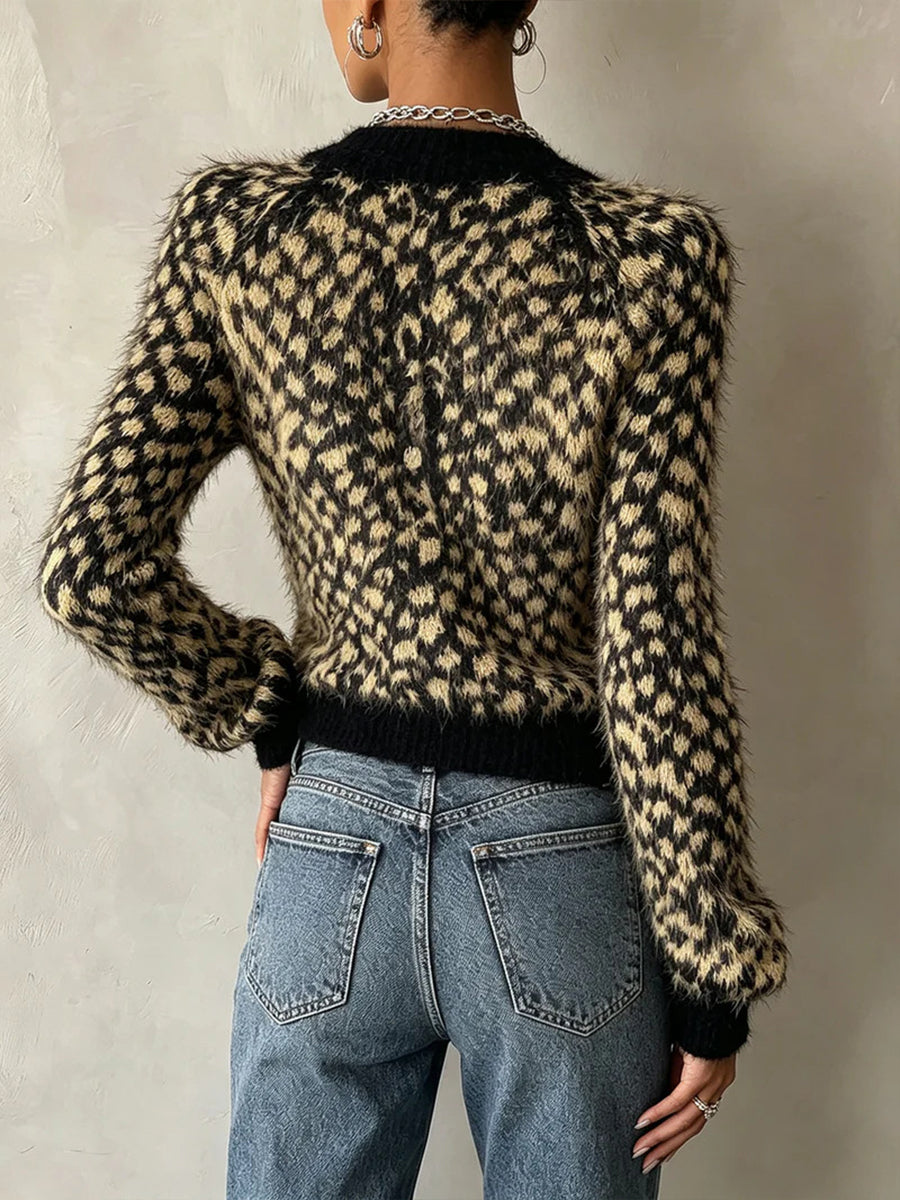 Chic Fuzzy Leopard Pattern Knit Cardigan