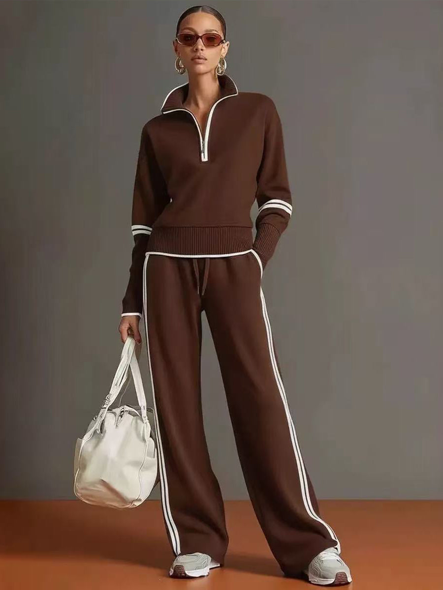 Casual Two-piece Set Featuring A Half-zip Cotton Sweatshirt And Pants With Color-block Piping.