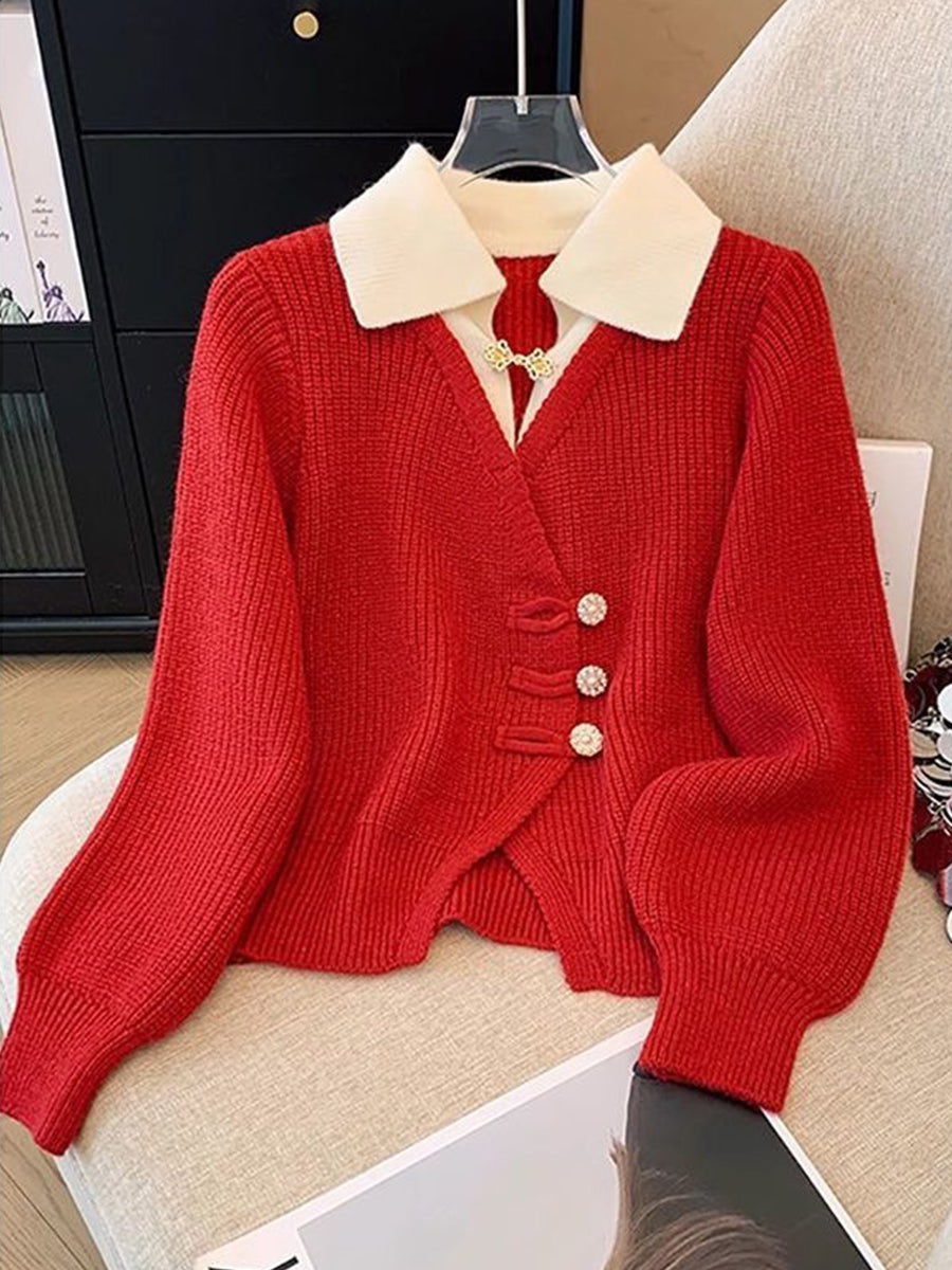 Elegant And Refined Knit Top With A Contrasting-color Collar And Traditional Chinese-style Button Closures (pankou)